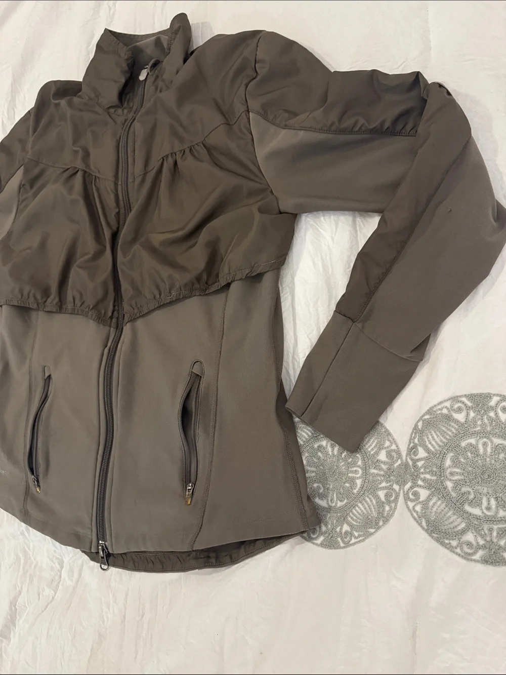 Nike Women’s Olive Utility Full-Zip Jacket